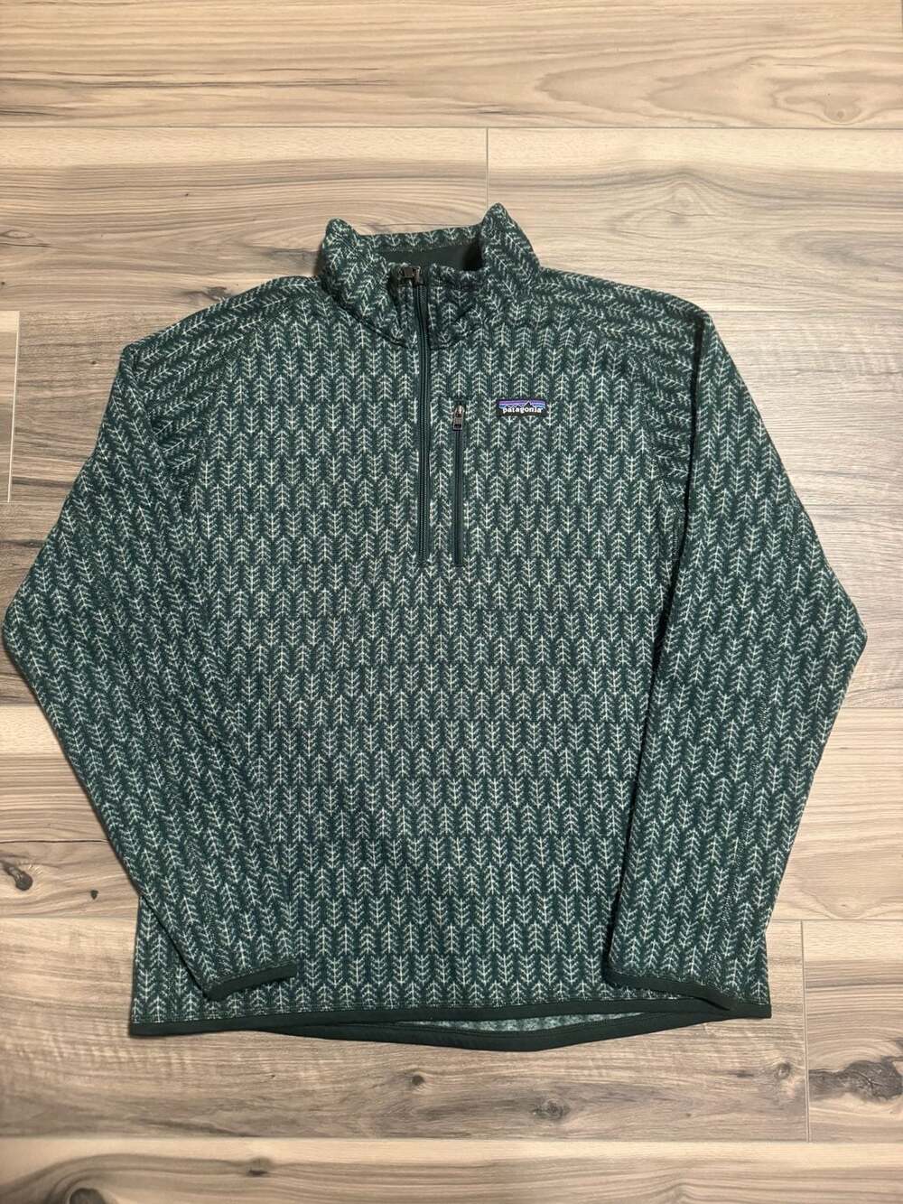Patagonia Better Sweater 1/4-Zip Fleece Hemlock Green Arrow Print
